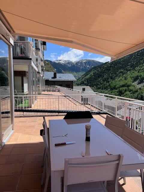 Piso en venta en L'Aldosa de Canillo, 2 habitaciones, 90 metros