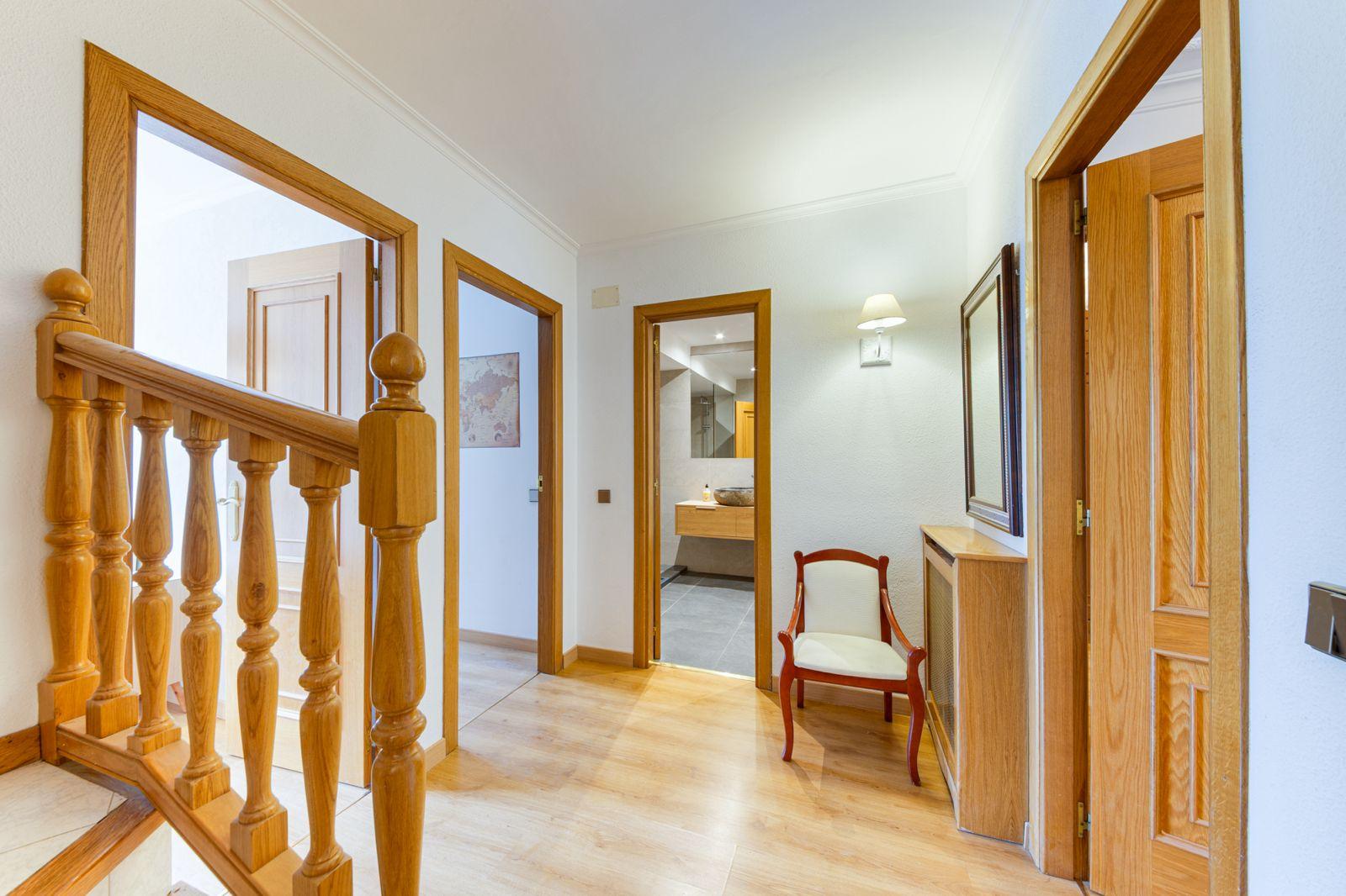 CASA ADOSADA EN LLOGUER ALS VILARS