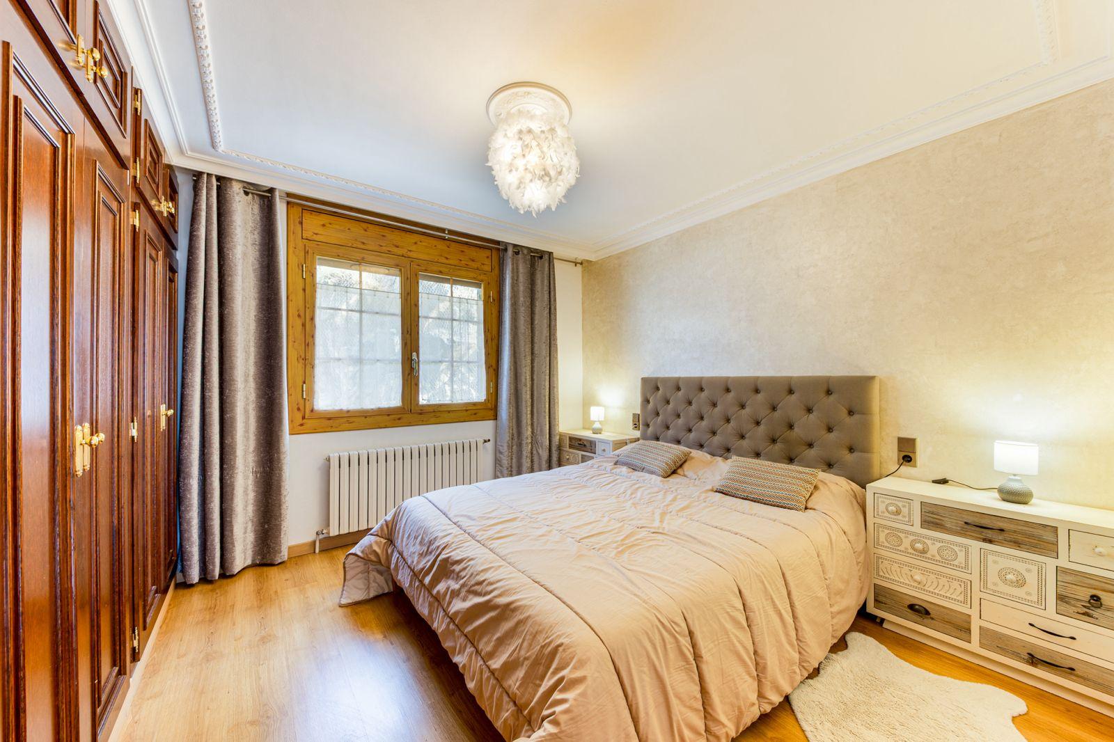 CASA ADOSADA EN LLOGUER ALS VILARS