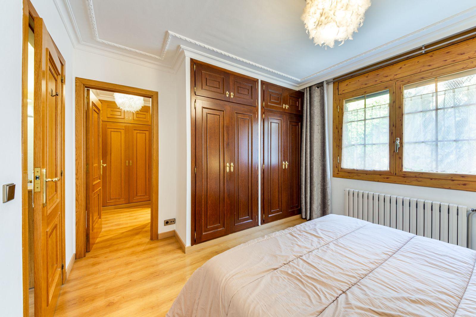 CASA ADOSADA EN LLOGUER ALS VILARS