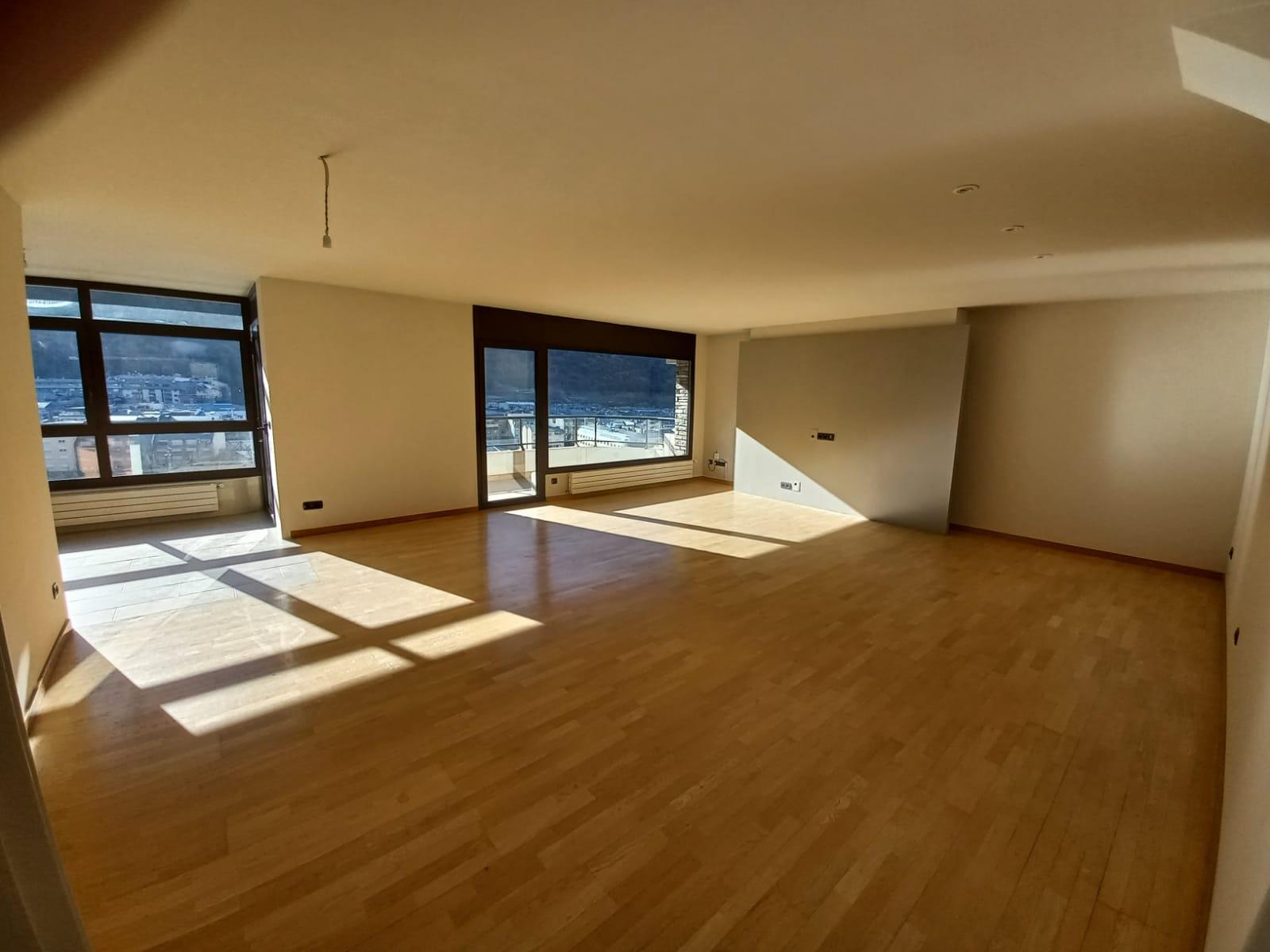 ESPECTACULAR ÀTIC/DUPLEX A ANDORRA LA VELLA