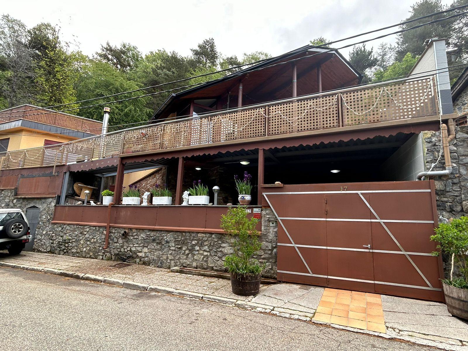 CASA A LA VENDA A AUVINYÀ