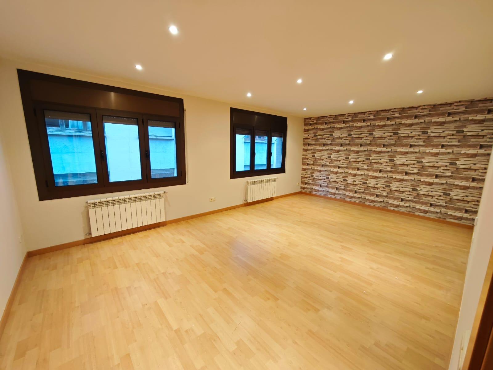 PIS EN LLOGUER AL CENTRE D'ANDORRA