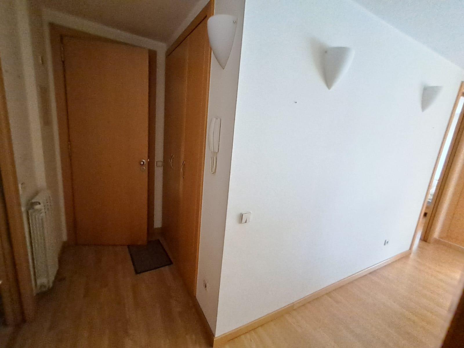 Piso de alquiler en El Tarter, 2 habitaciones, 75 metros