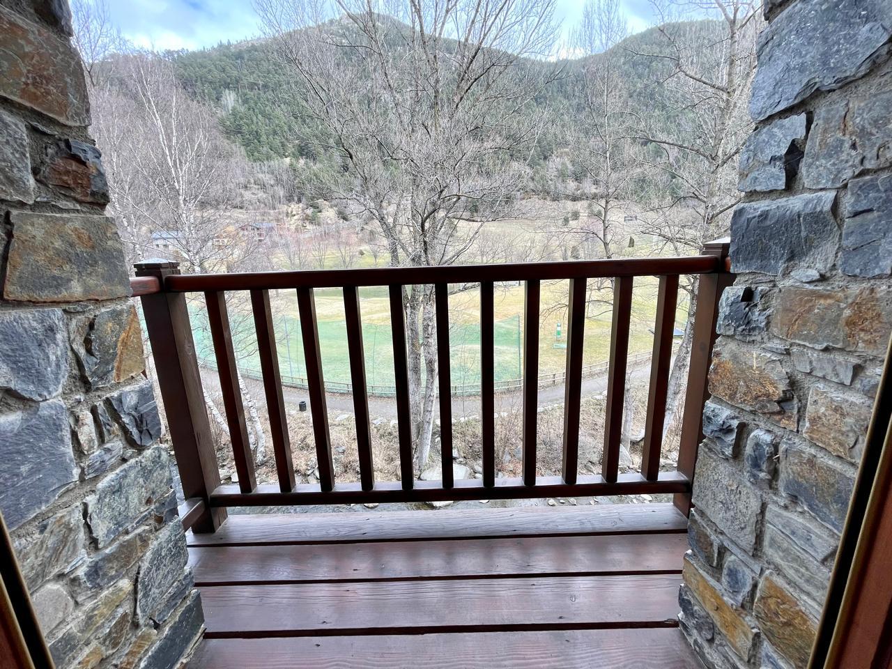 CASA EN VENDA A LA CORTINADA