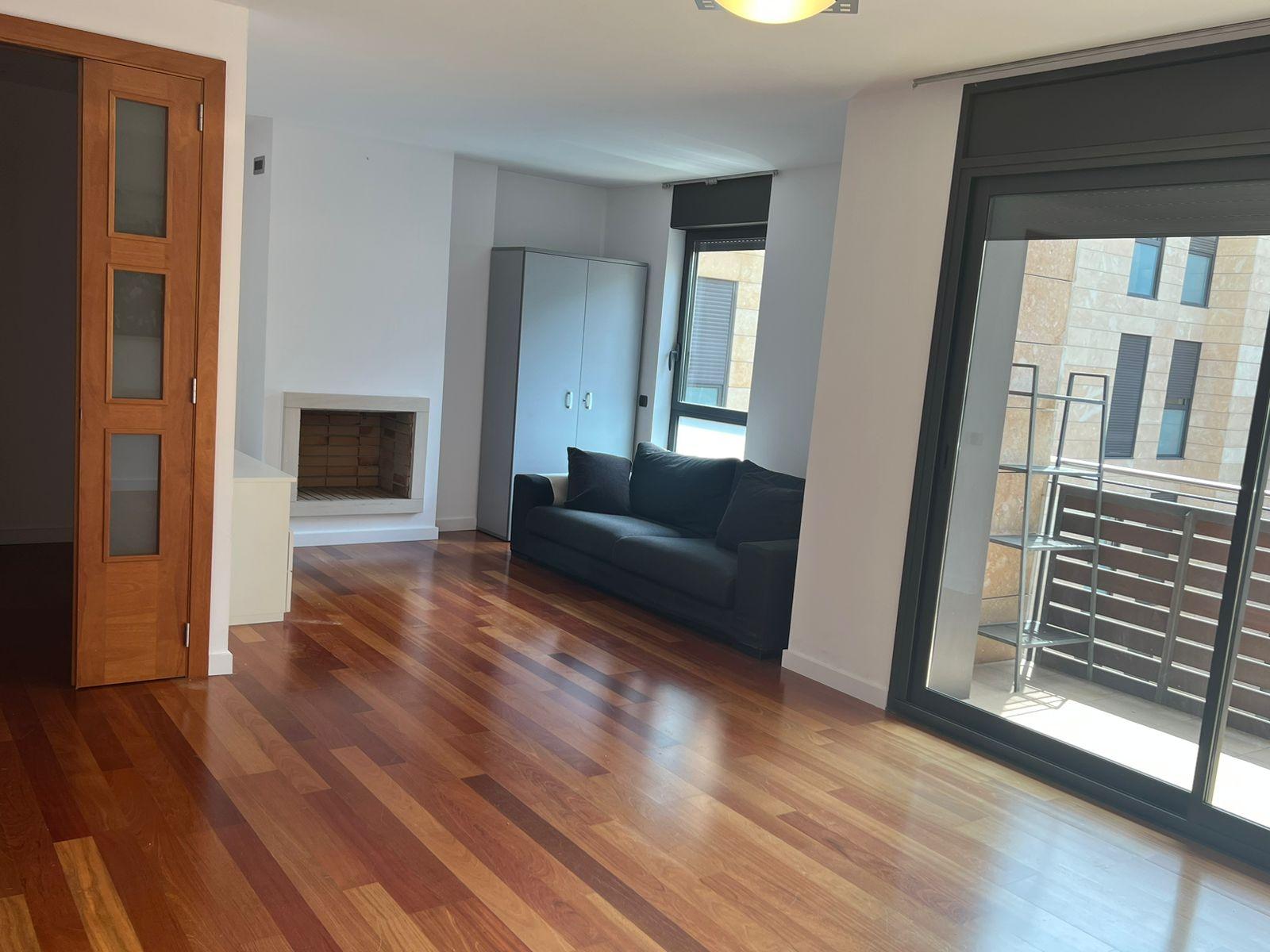 Piso de alquiler en Escaldes Engordany, 2 habitaciones, 85 metros