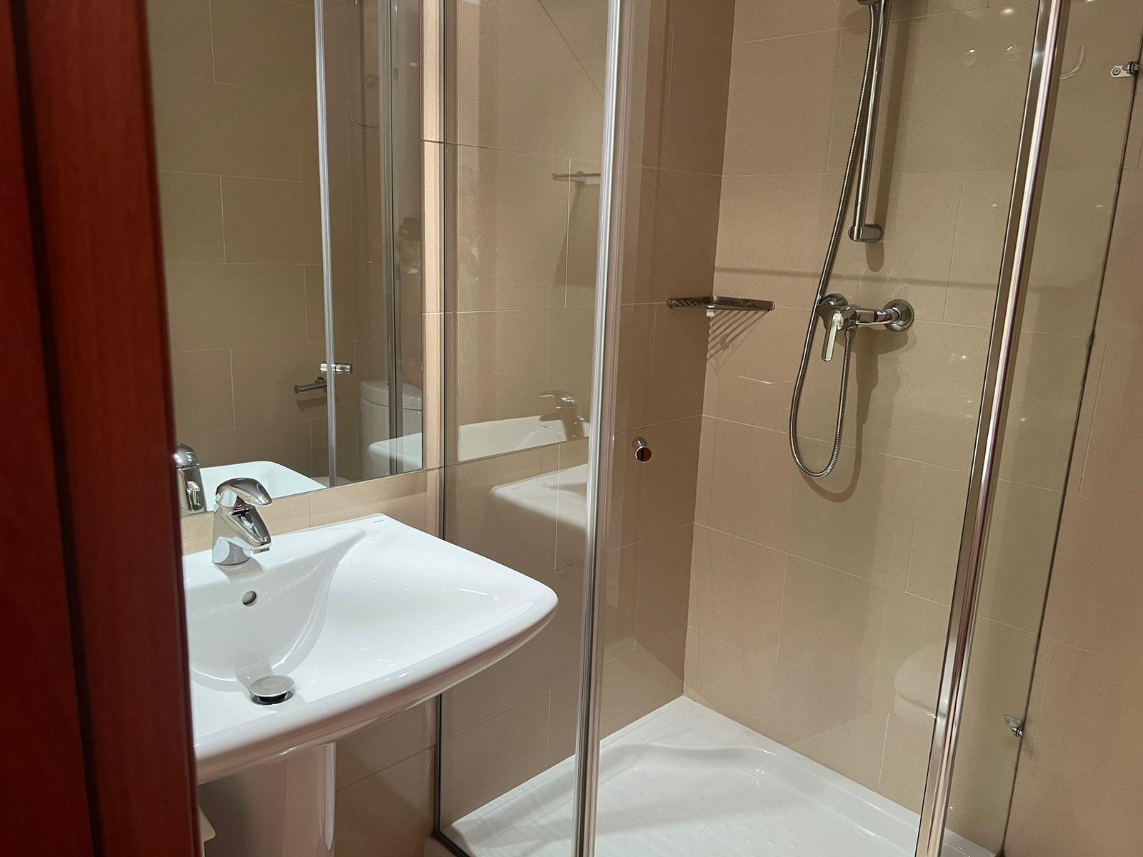Piso de alquiler en Escaldes Engordany, 2 habitaciones, 85 metros