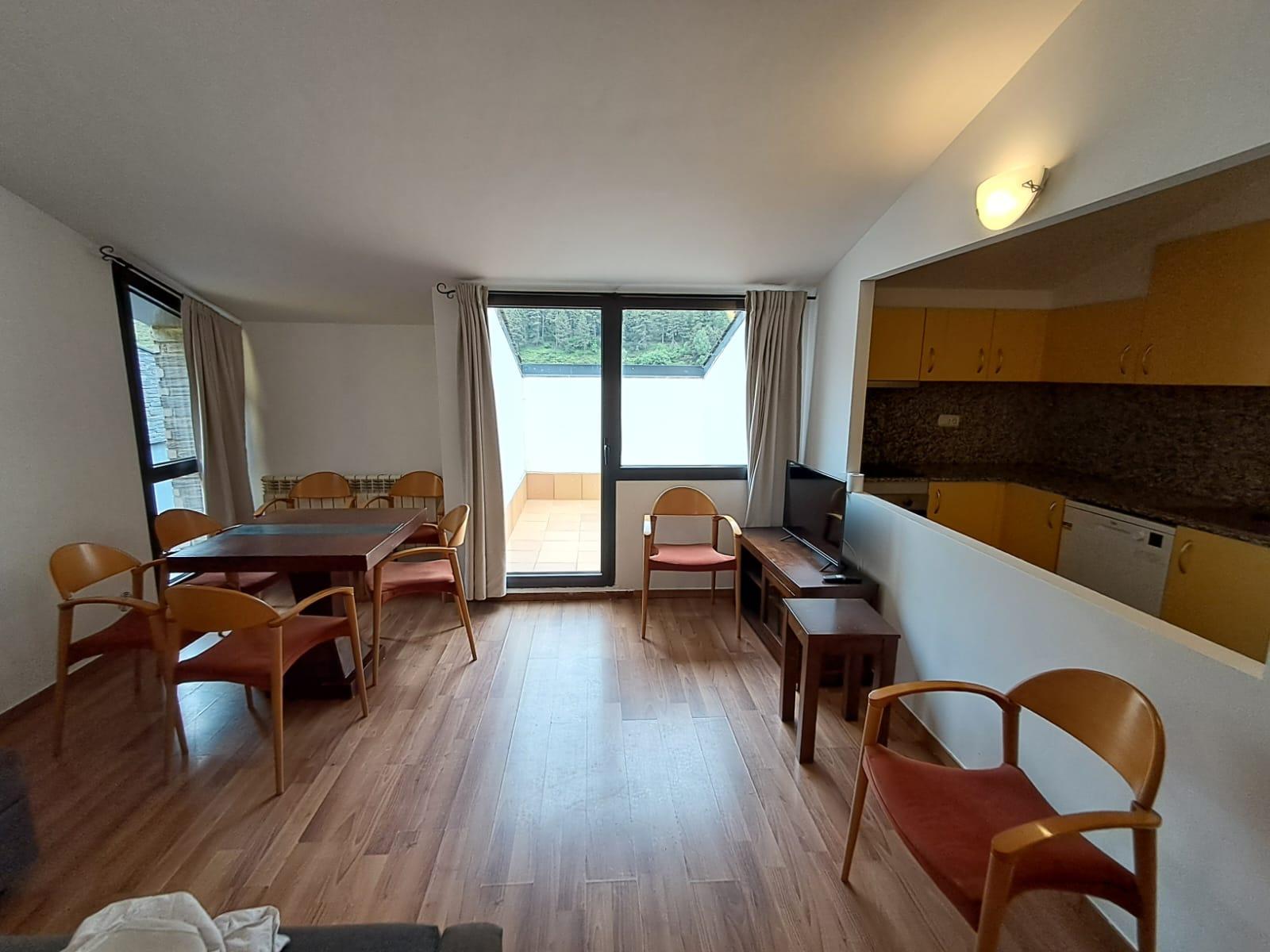 Piso de alquiler en El Tarter, 4 habitaciones, 110 metros