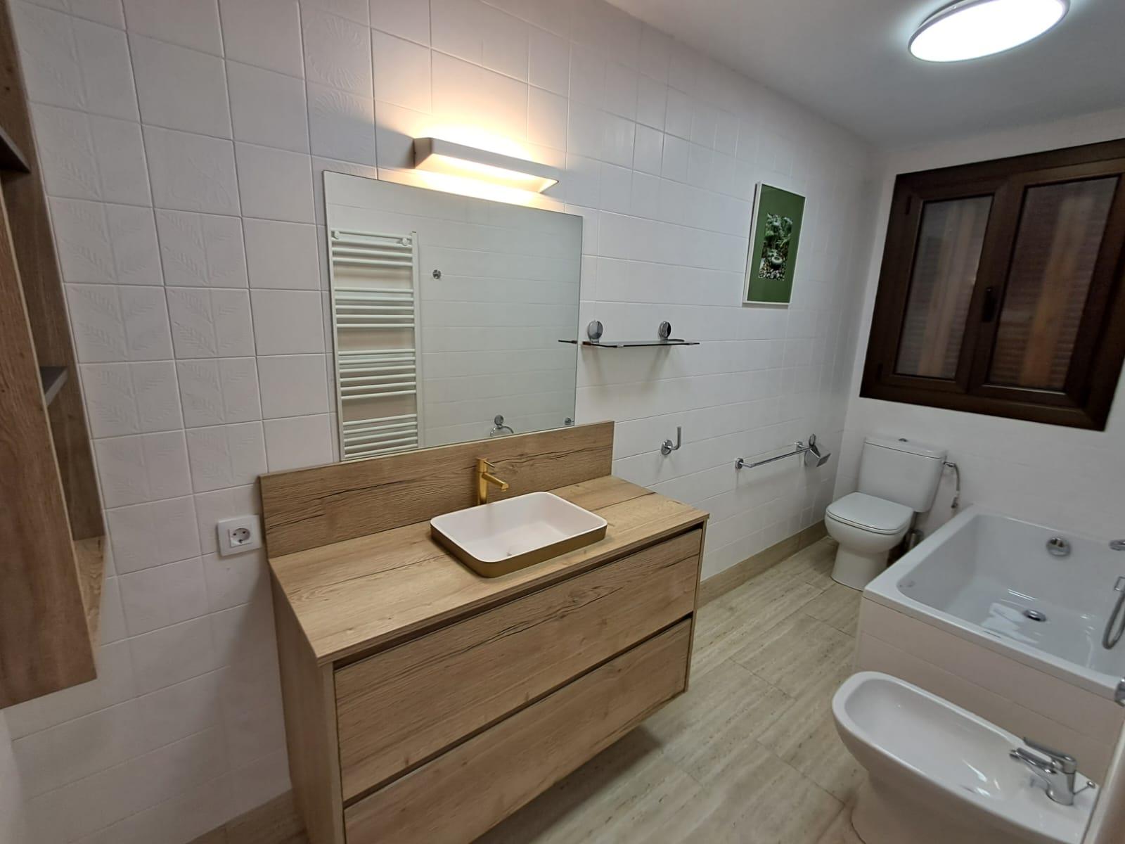 Piso de alquiler en Escaldes Engordany, 3 habitaciones, 110 metros