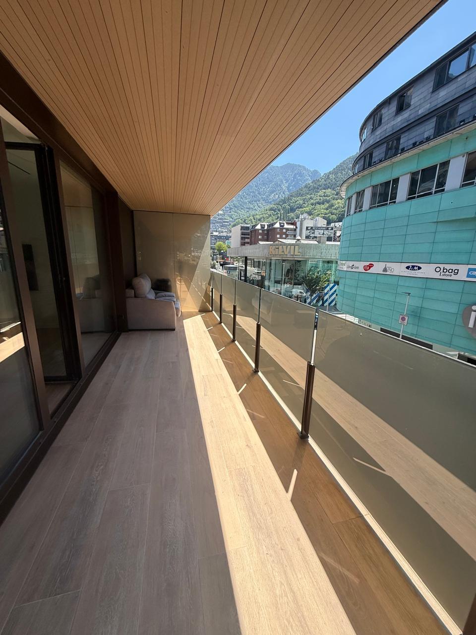 Piso en venta en Andorra la Vella, 3 habitaciones, 197 metros
