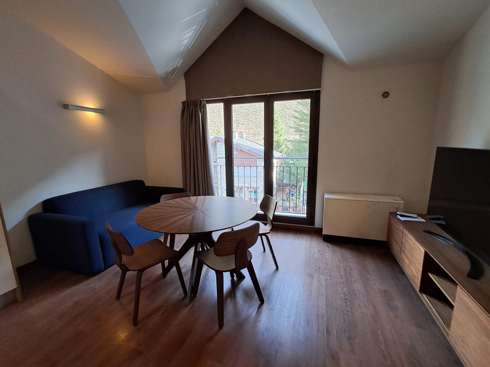 Ático de alquiler en Bordes d'Envalira, 2 habitaciones, 70 metros