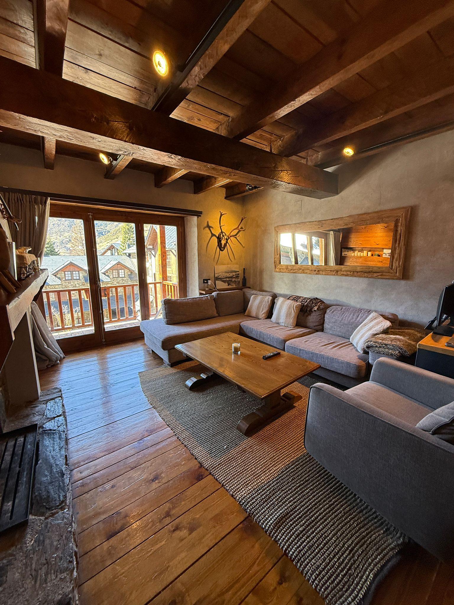 CASA ADOSADA EN LLOGUER A LA PLETA TARTER