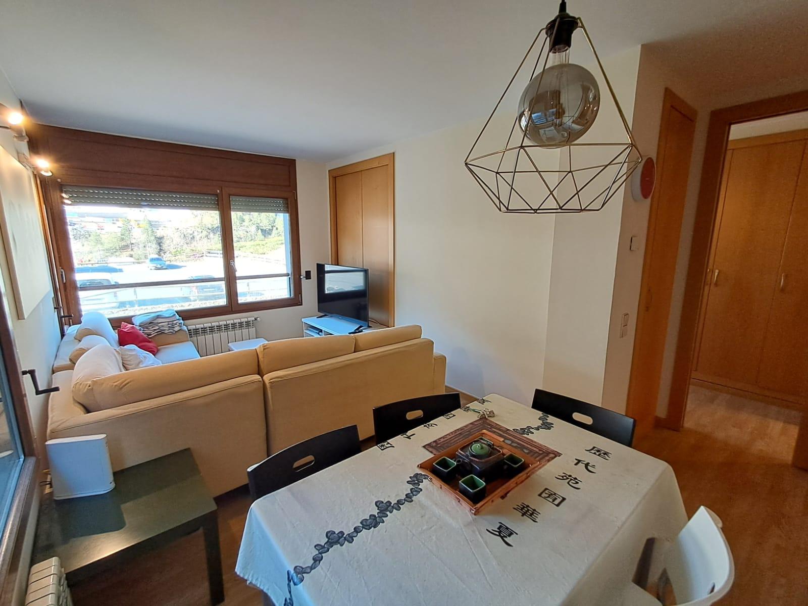 PIS EN LLOGUER AL TARTER