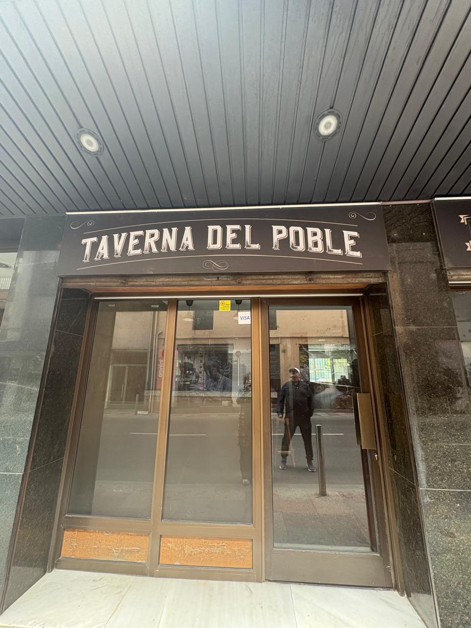 Local comercial de alquiler en Escaldes Engordany, 100 metros