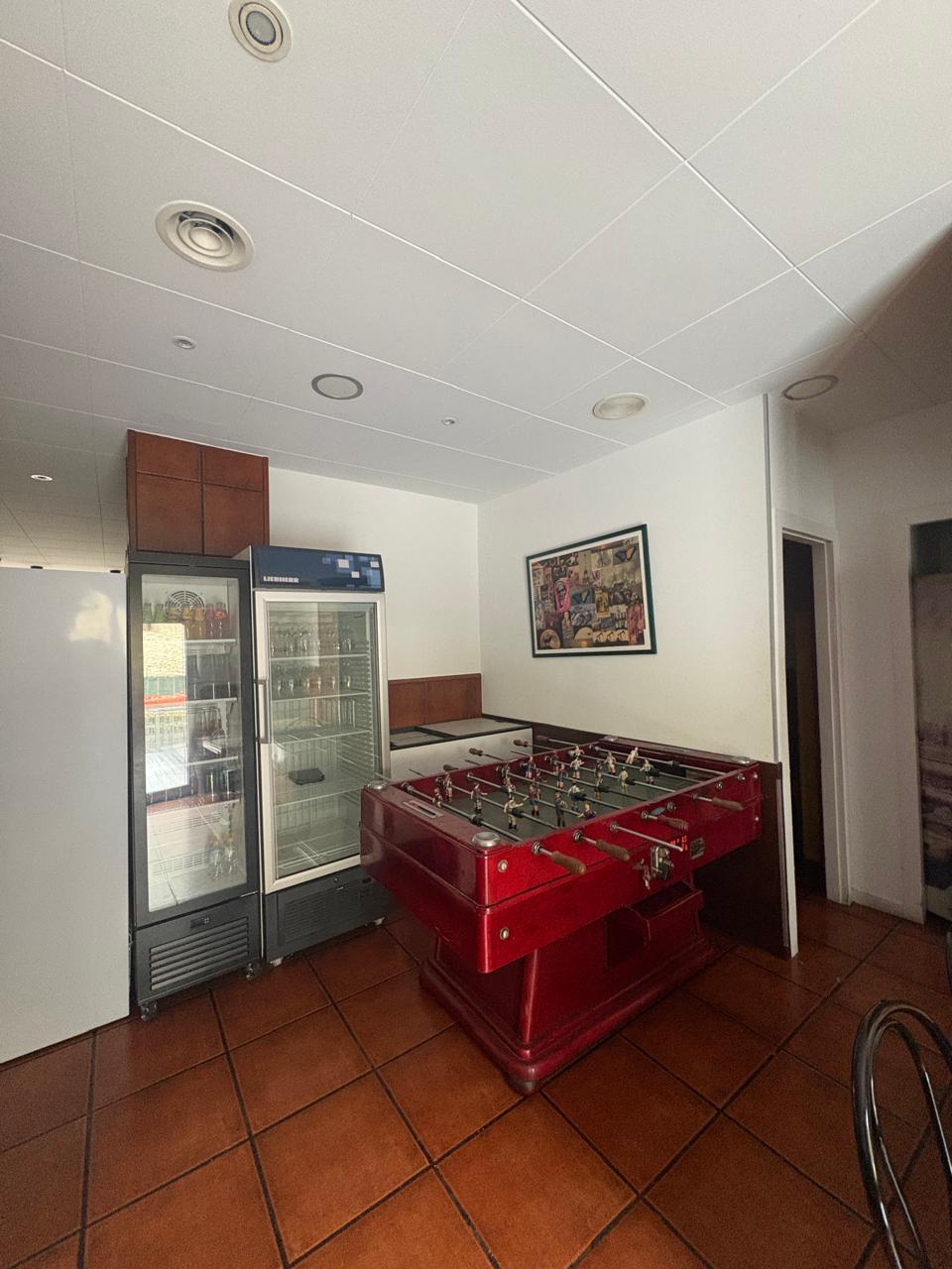 Local comercial de alquiler en Escaldes Engordany, 100 metros